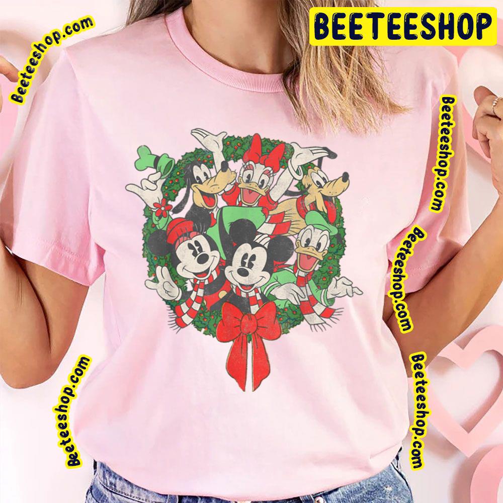 Vintage Mickey And Friends Minnie Goofy Donald Pluto Christmas Trending Unisex T-Shirt Vintage Mickey And Friends Minnie Goofy Donald Pluto Christmas Trending Unisex T-Shirt