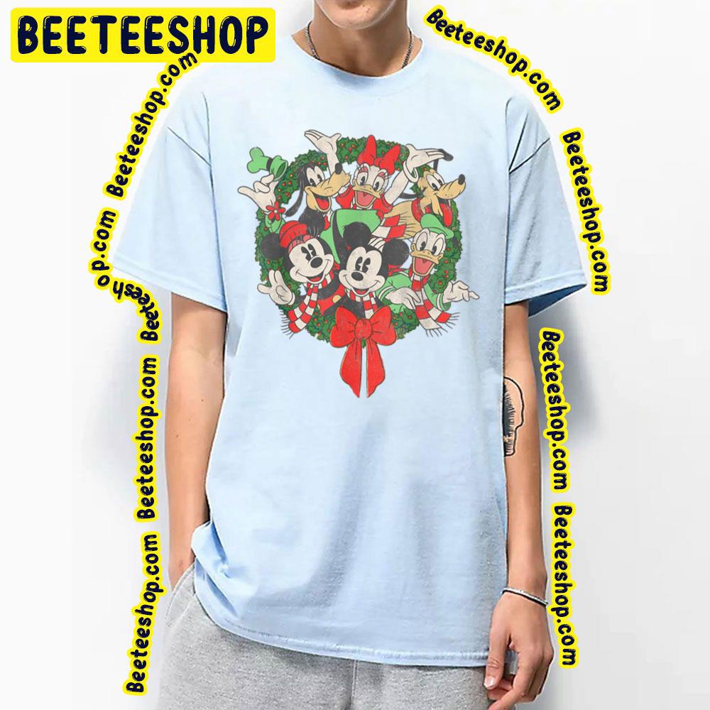 Vintage Mickey And Friends Minnie Goofy Donald Pluto Christmas Trending Unisex T-Shirt Vintage Mickey And Friends Minnie Goofy Donald Pluto Christmas Trending Unisex T-Shirt