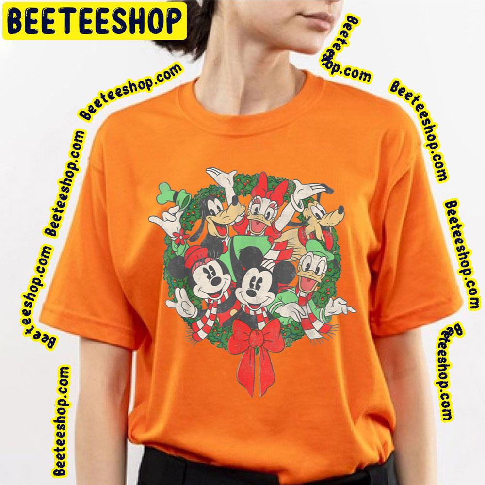Vintage Mickey And Friends Minnie Goofy Donald Pluto Christmas Trending Unisex T-Shirt Vintage Mickey And Friends Minnie Goofy Donald Pluto Christmas Trending Unisex T-Shirt