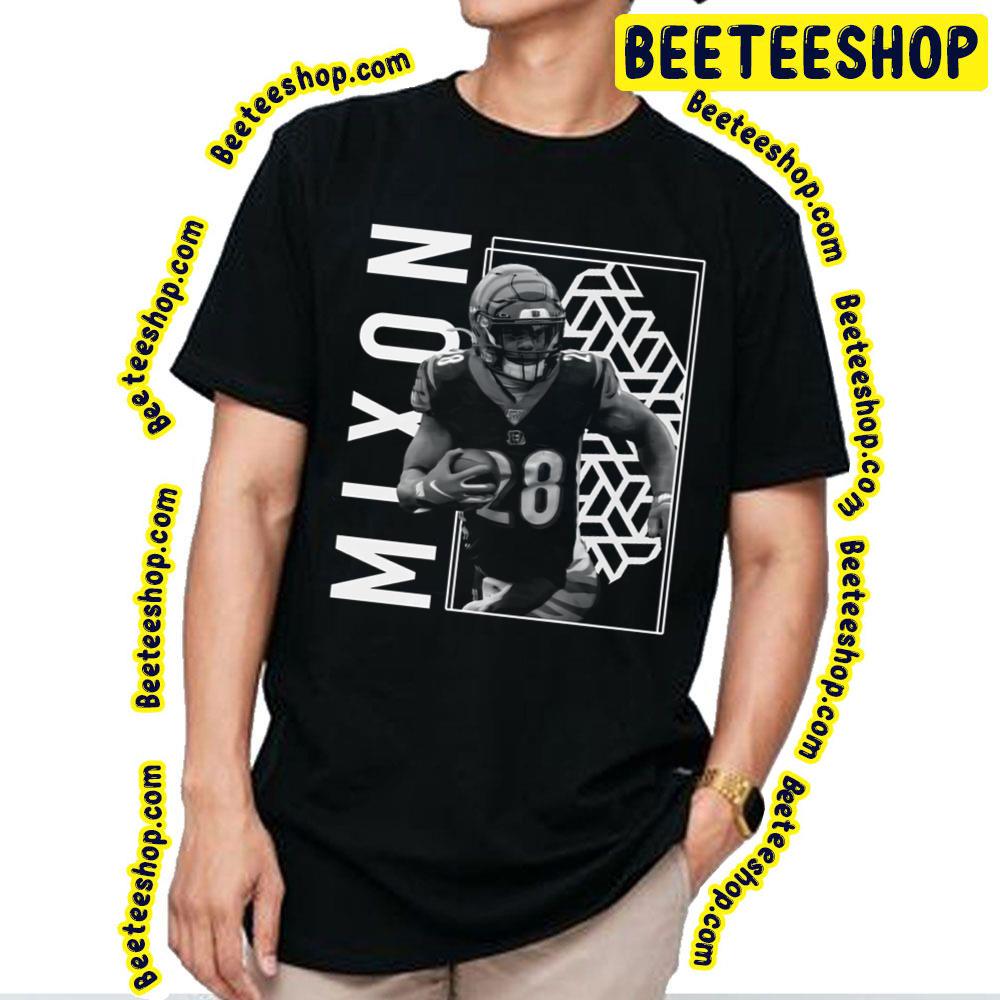 White And Black Color Art Of Joe Mixon Vintage Football Trending Unisex T-Shirt