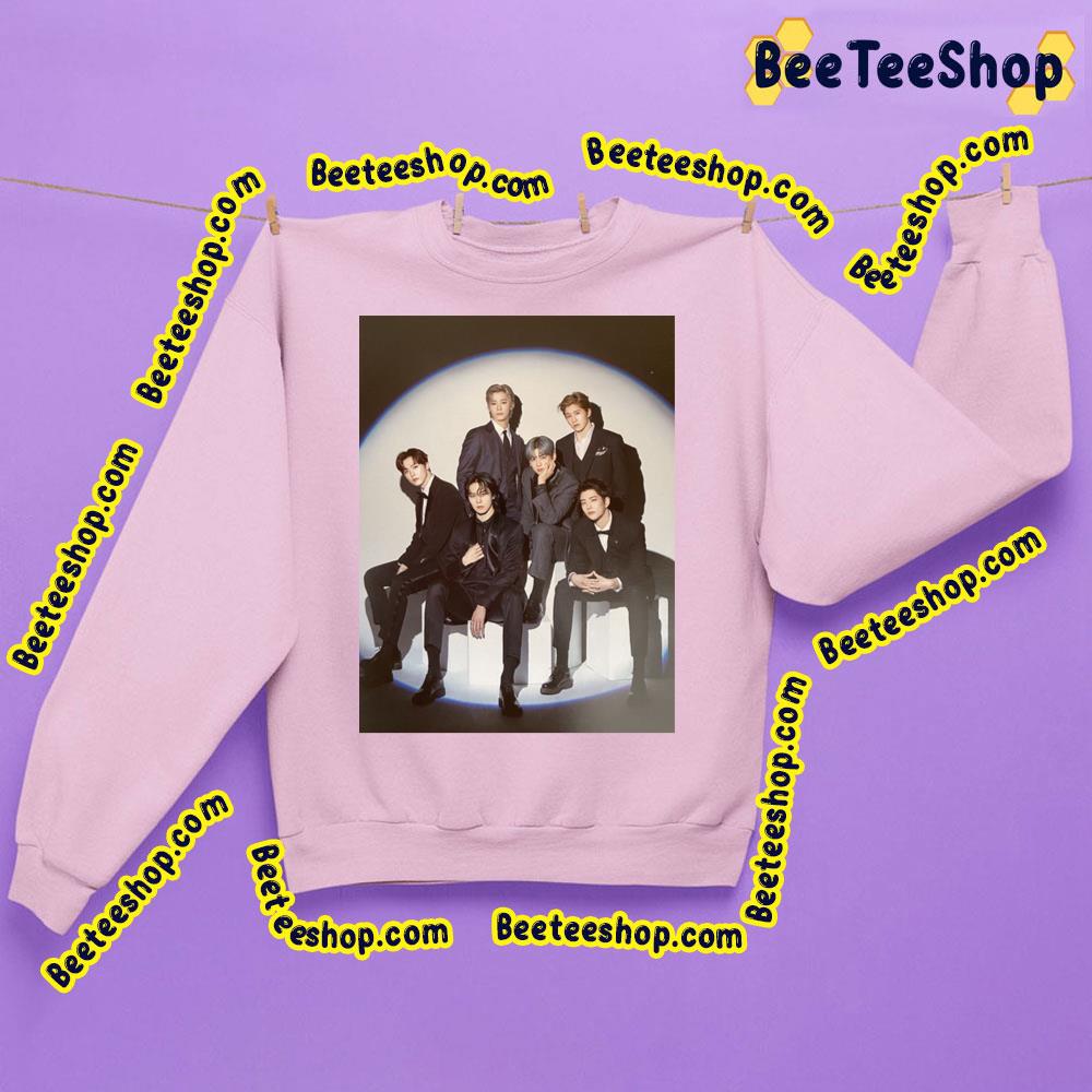 Astro 2022 Suits Trending Unisex Sweatshirt Astro 2022 Suits Trending Unisex Sweatshirt