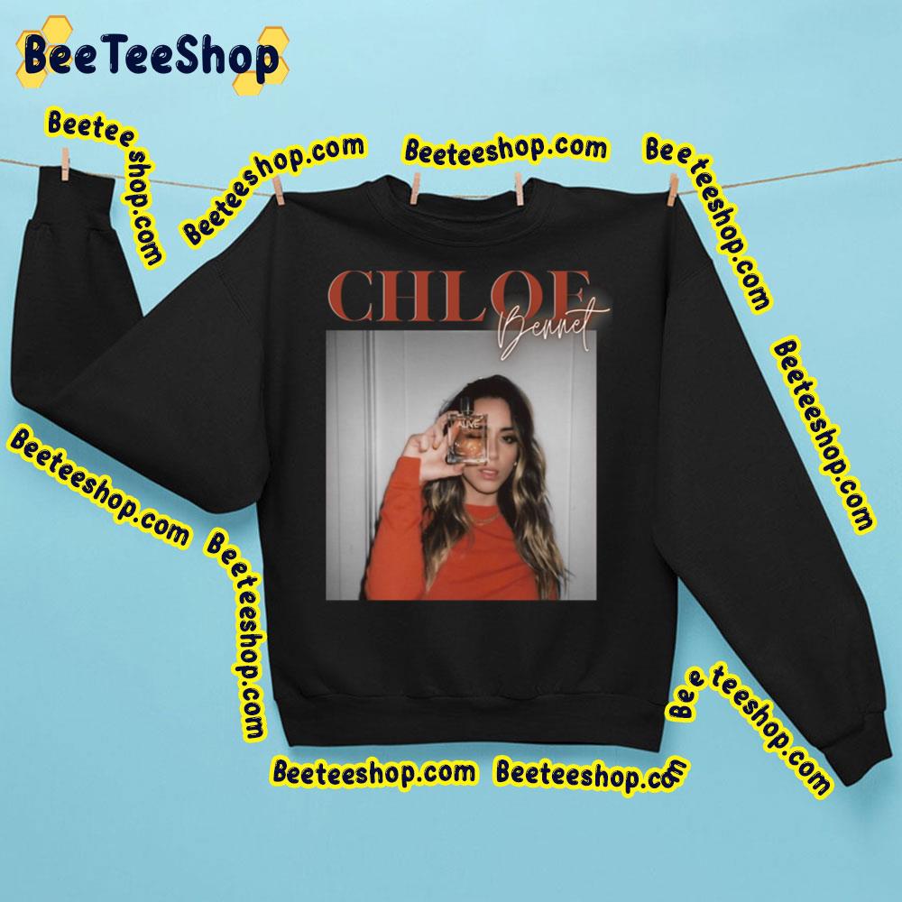 Chloe Bennet Vintage V1 Trending Unisex Sweatshirt Chloe Bennet Vintage V1 Trending Unisex Sweatshirt