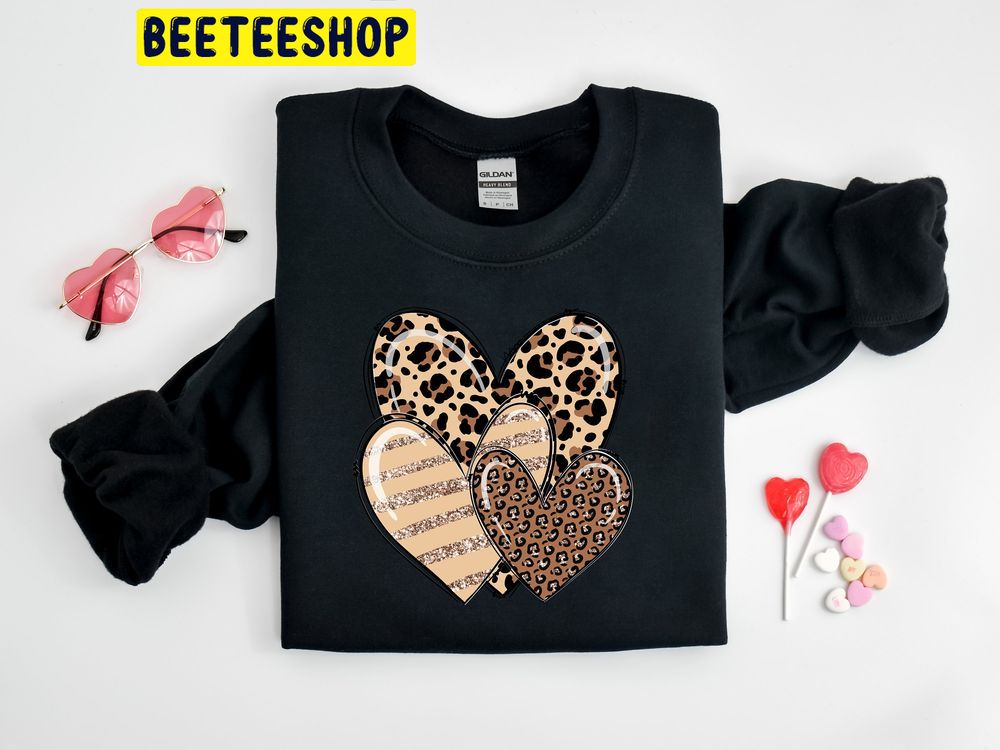 Leopard Heart Doodles Valentines Day Trending Unisex Shirt Leopard Heart Doodles Valentines Day Trending Unisex Shirt