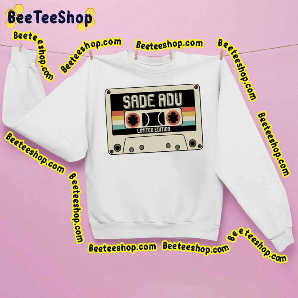 Sade Adu Vintage Style Tote Trending Unisex Sweatshirt Sade Adu Vintage Style Tote Trending Unisex Sweatshirt