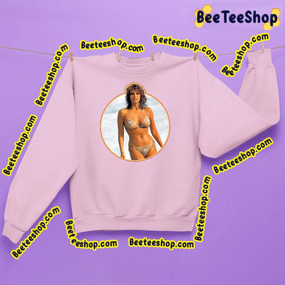 Illustration Pop Art Raquel Welch Trending Unisex Sweatshirt Illustration Pop Art Raquel Welch Trending Unisex Sweatshirt