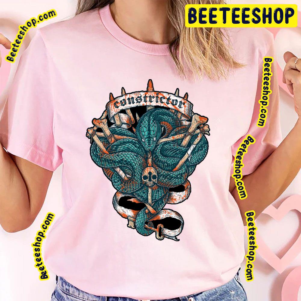 Black Snake Holding A Key Trending Unisex T-Shirt Black Snake Holding A Key Trending Unisex T-Shirt