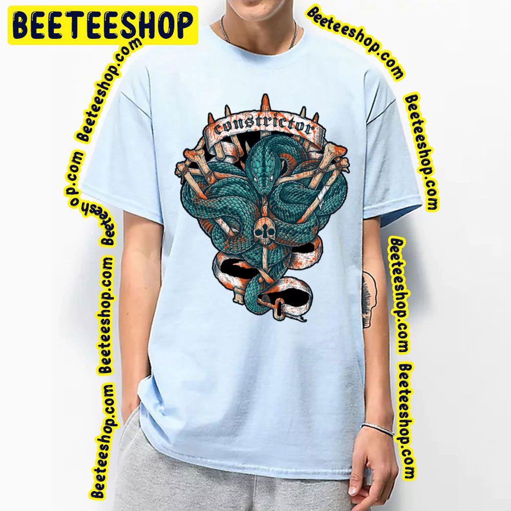 Black Snake Holding A Key Trending Unisex T-Shirt Black Snake Holding A Key Trending Unisex T-Shirt
