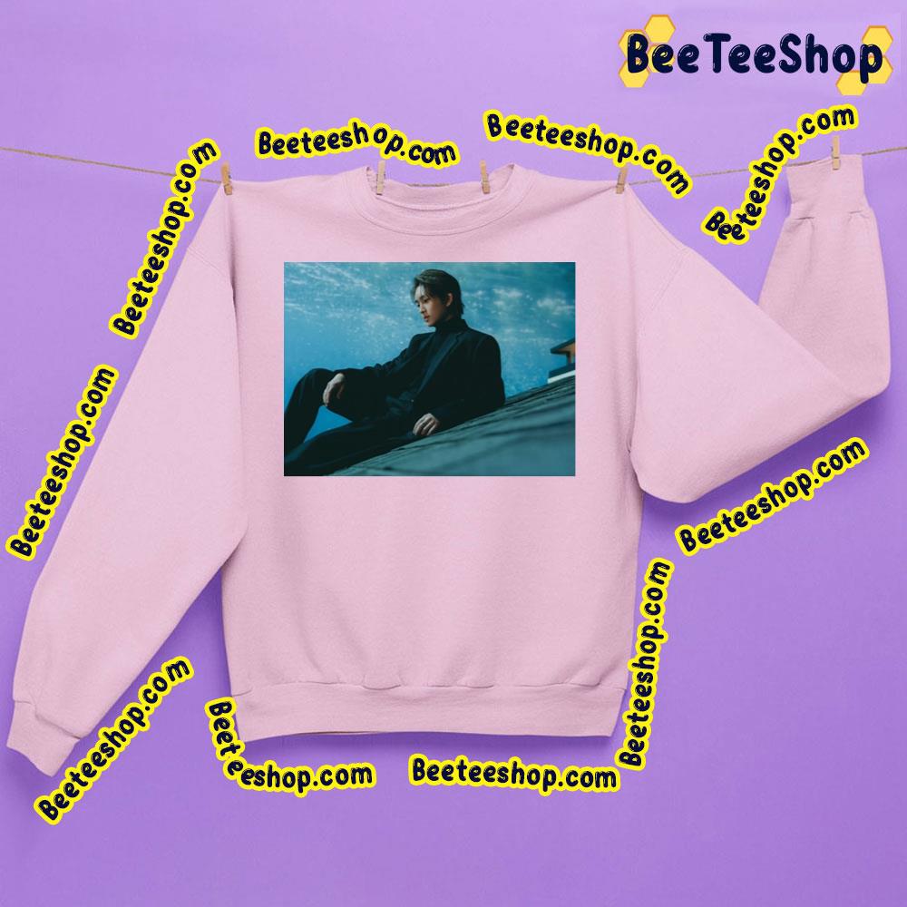 Circle Onew Trending Unisex Sweatshirt Circle Onew Trending Unisex Sweatshirt