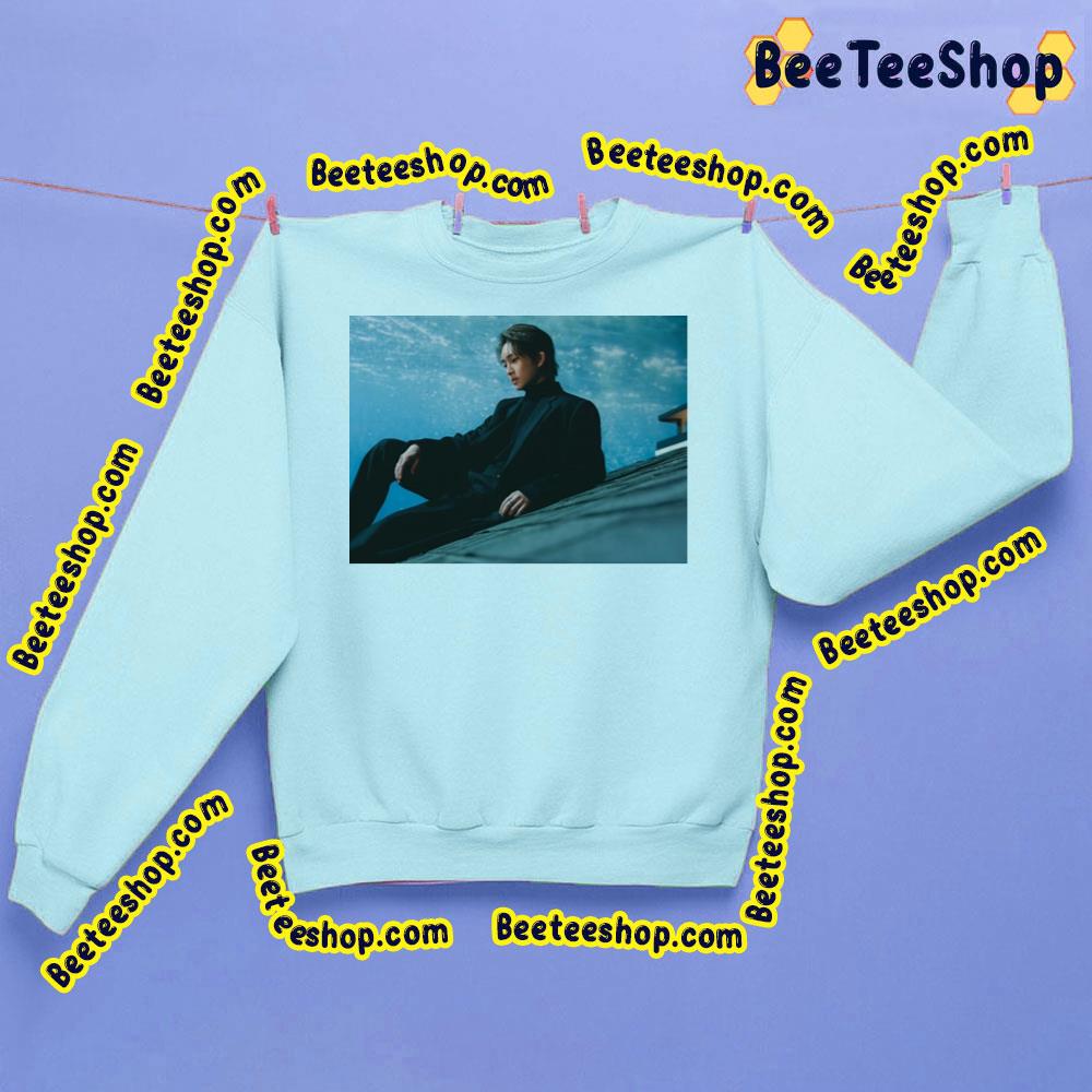 Circle Onew Trending Unisex Sweatshirt Circle Onew Trending Unisex Sweatshirt