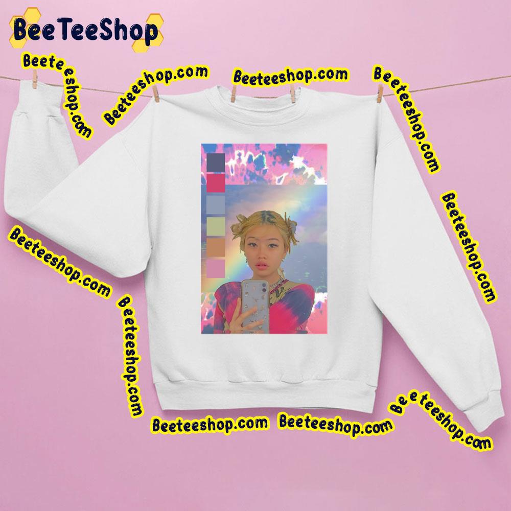 Poster Beabadobee Trending Unisex Sweatshirt Poster Beabadobee Trending Unisex Sweatshirt