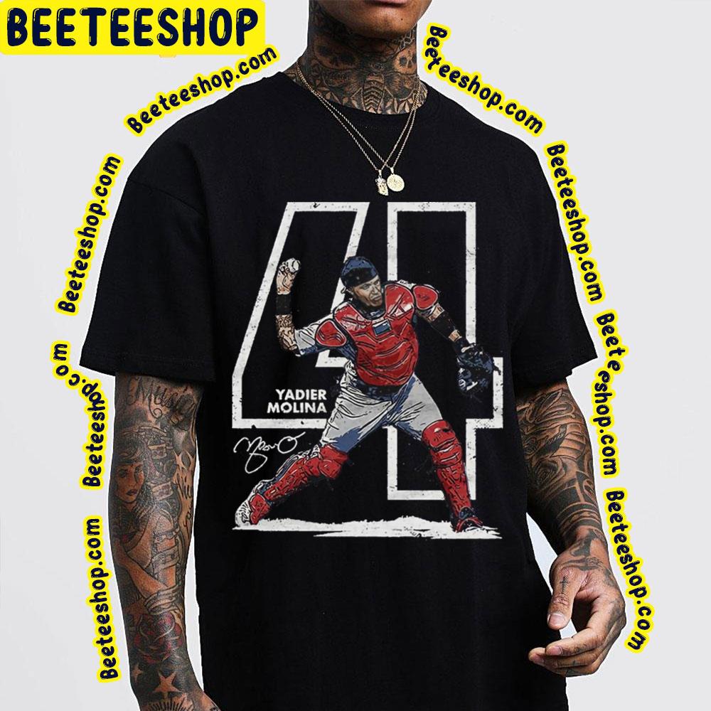 Vintage 4 Yadier Molina Baseball Trending Unisex T-Shirt Vintage 4 Yadier Molina Baseball Trending Unisex T-Shirt