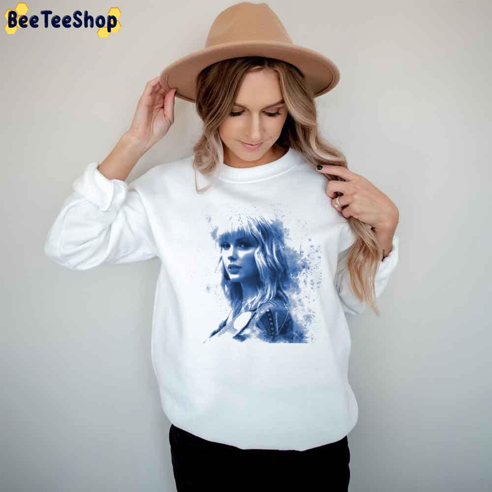 Taylor Swift In Vintage Artistic Style Trending Unisex T-Shirt Taylor Swift In Vintage Artistic Style Trending Unisex T-Shirt