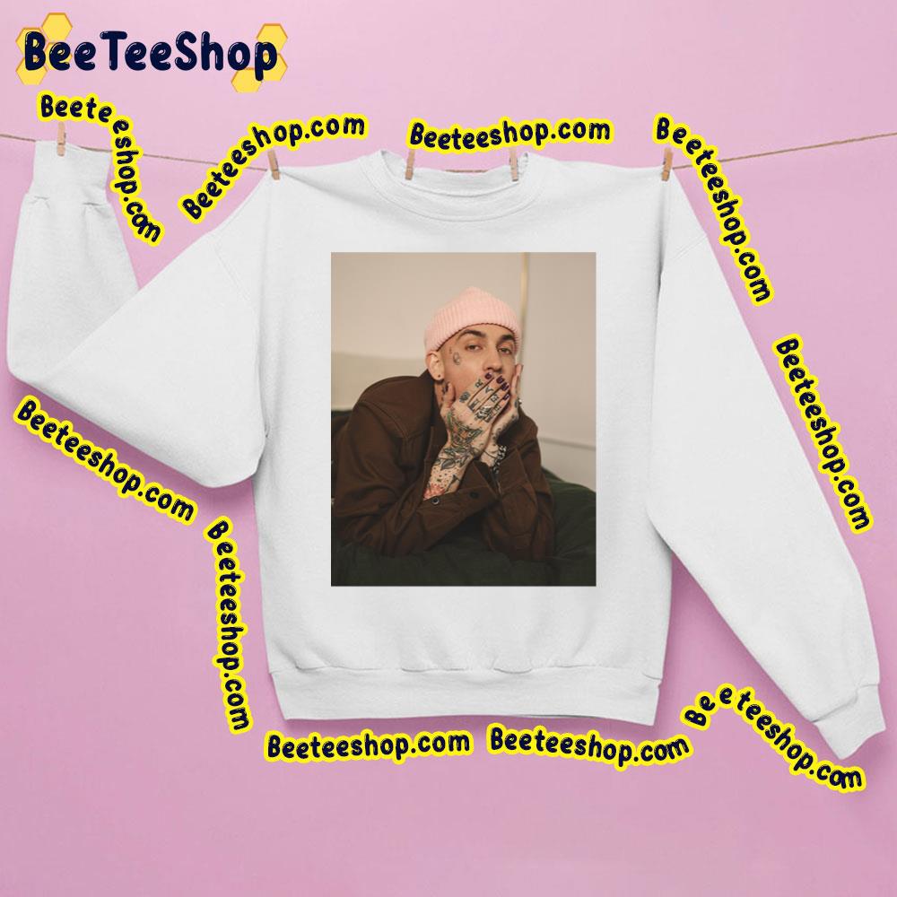 Thinking Blackbear Trending Unisex Sweatshirt Thinking Blackbear Trending Unisex Sweatshirt
