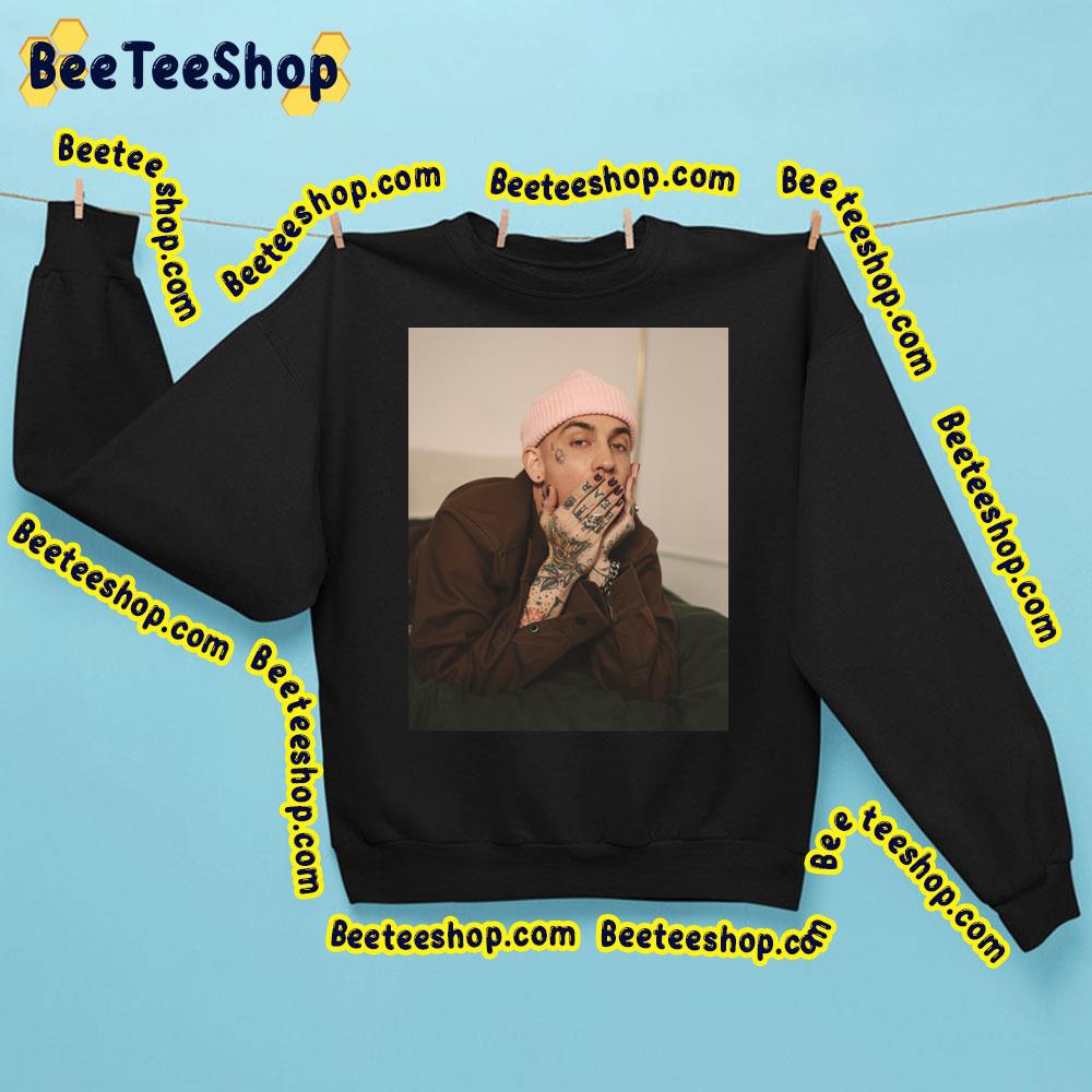 Thinking Blackbear Trending Unisex Sweatshirt Thinking Blackbear Trending Unisex Sweatshirt