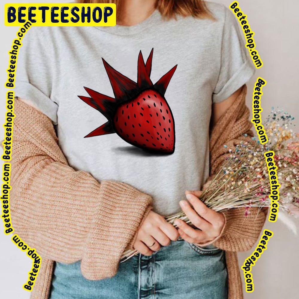 Yungblud Strawberry Trending Unisex T-Shirt Yungblud Strawberry Trending Unisex T-Shirt