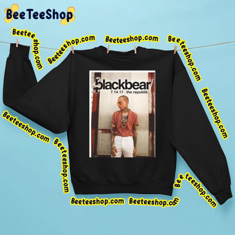 The Republik Blackbear Trending Unisex Sweatshirt The Republik Blackbear Trending Unisex Sweatshirt