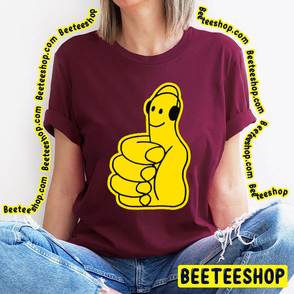 Yellow Thumbs Up Trending Unisex T-Shirt Yellow Thumbs Up Trending Unisex T-Shirt