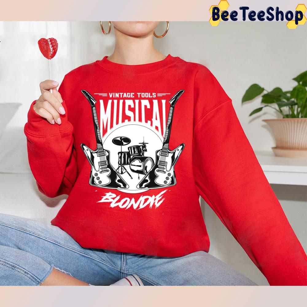 Black Guitar Blondie Trending Unisex T-Shirt Black Guitar Blondie Trending Unisex T-Shirt