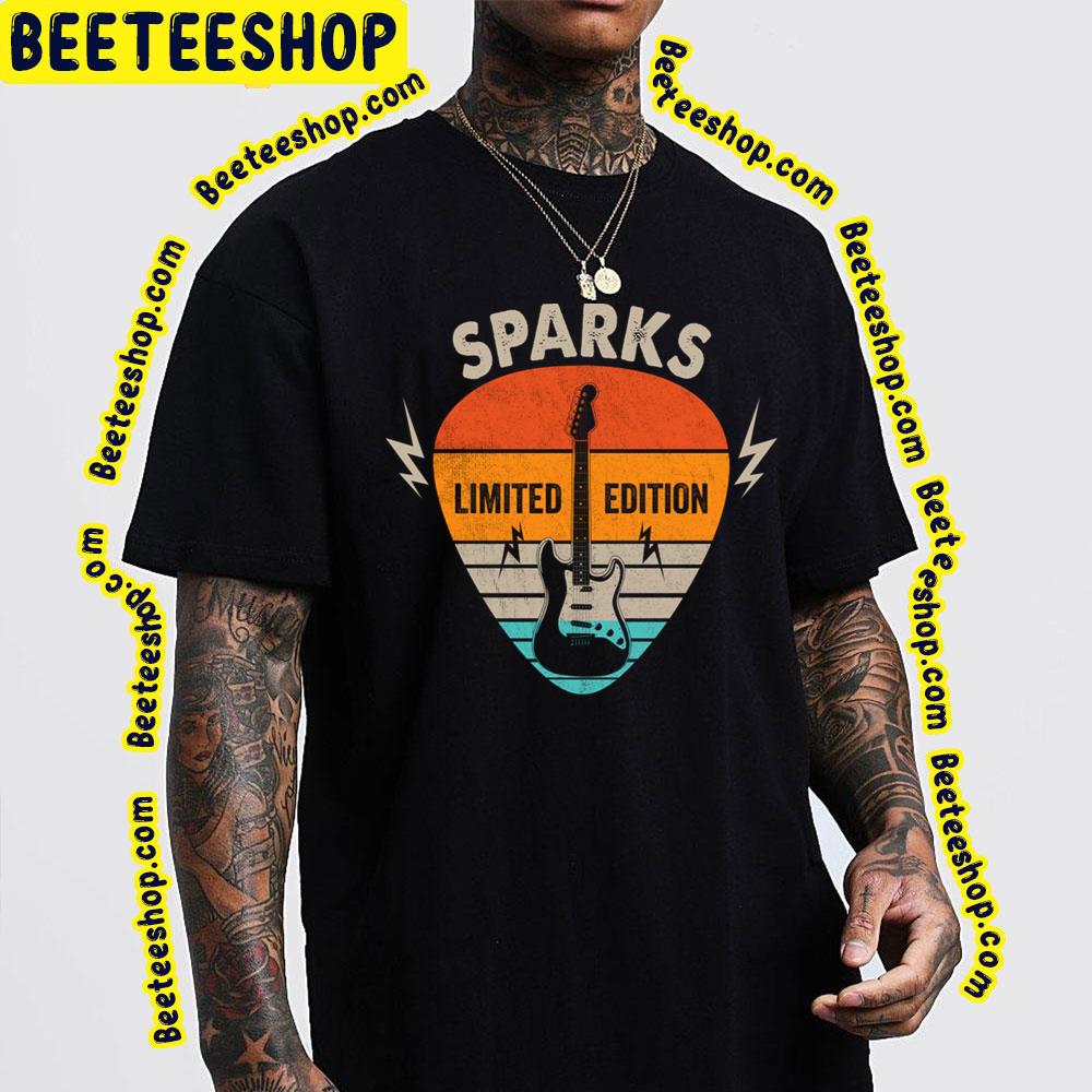 Guitar Pick Sparks Trending Unisex T-Shirt Guitar Pick Sparks Trending Unisex T-Shirt
