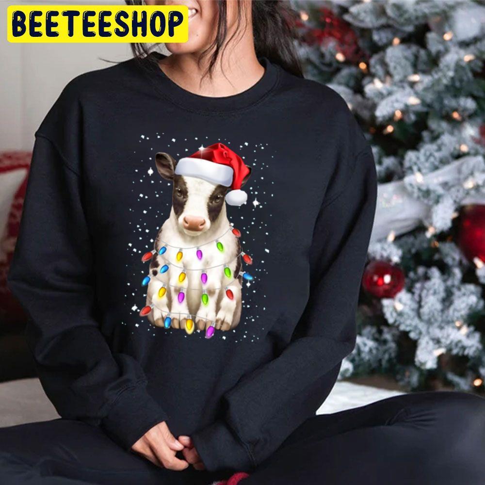 Cow Santa Hat Christmas Lights Beeteeshop Trending Unisex Sweatshirt Cow Santa Hat Christmas Lights Beeteeshop Trending Unisex Sweatshirt