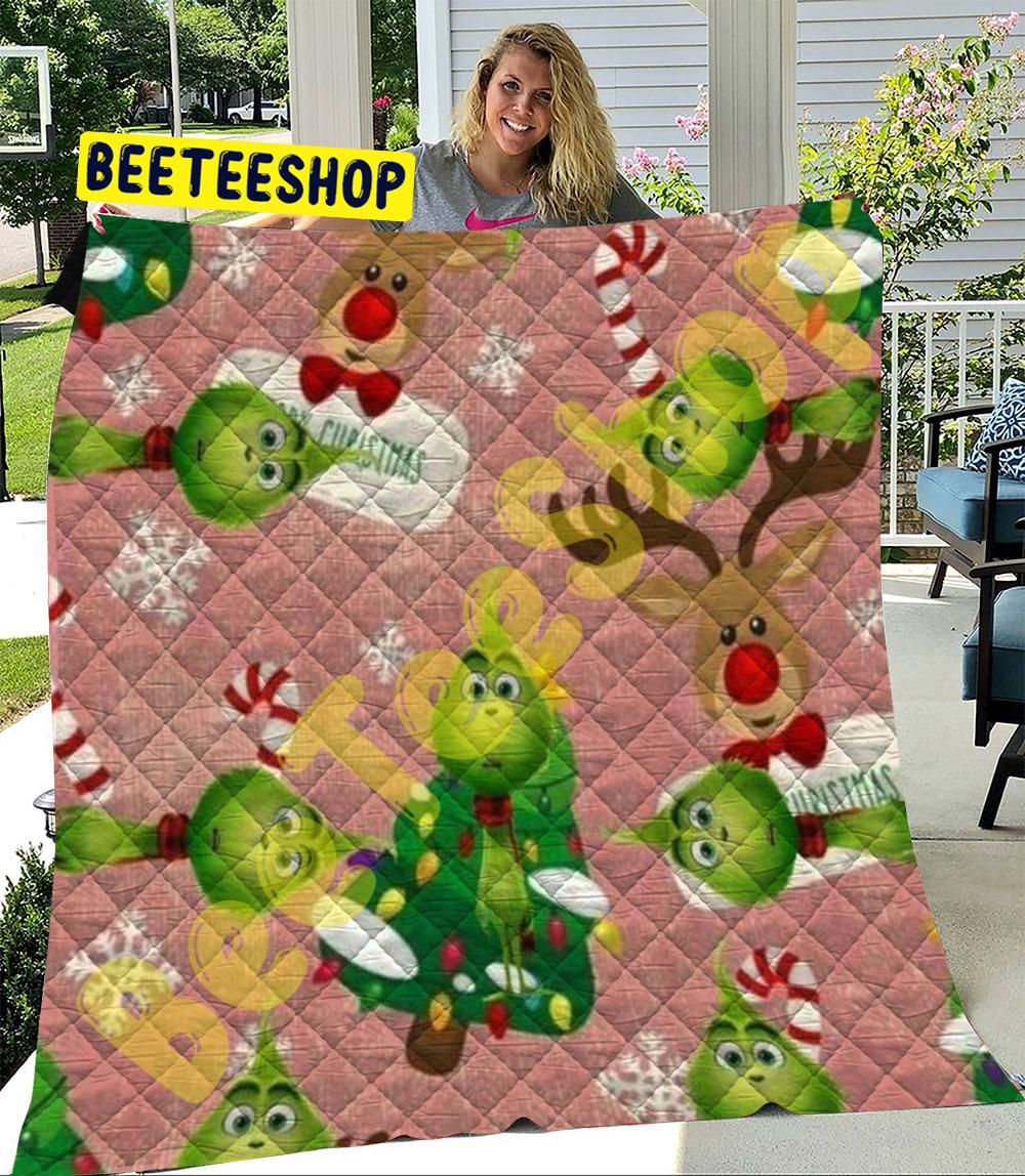 Pink Back Ground Baby Grinch Trending Quilt Pink Back Ground Baby Grinch Trending Quilt